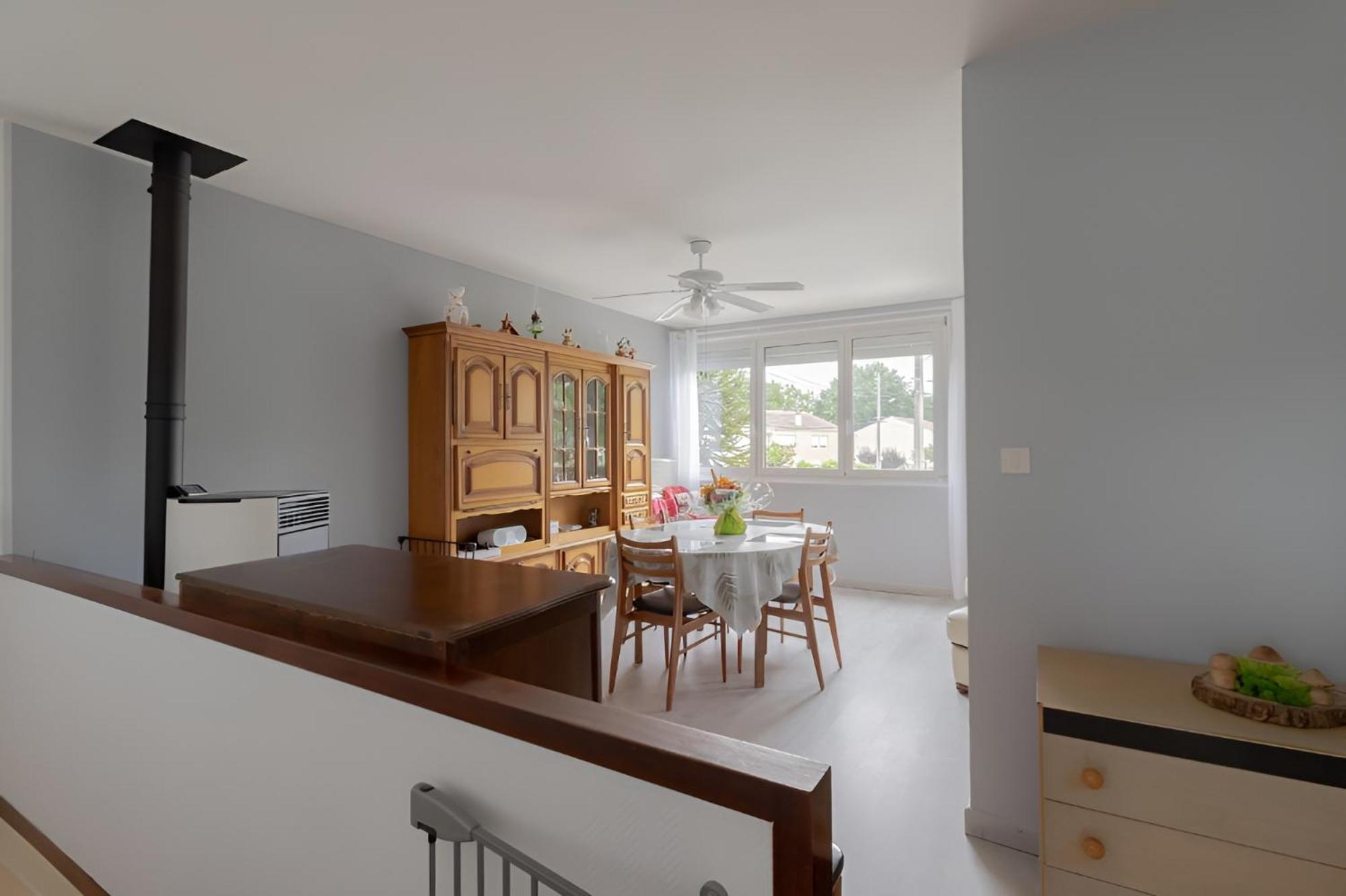 Lumineux, Bien Situe Et Tres Calme + Parking Prive Apartment Льо Бюг Екстериор снимка